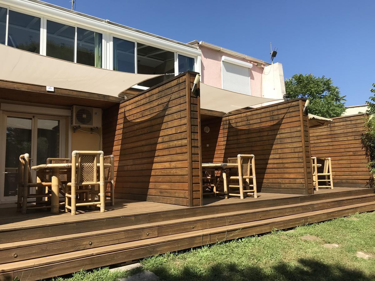 Residence Les Caraibes Serignan Bagian luar foto