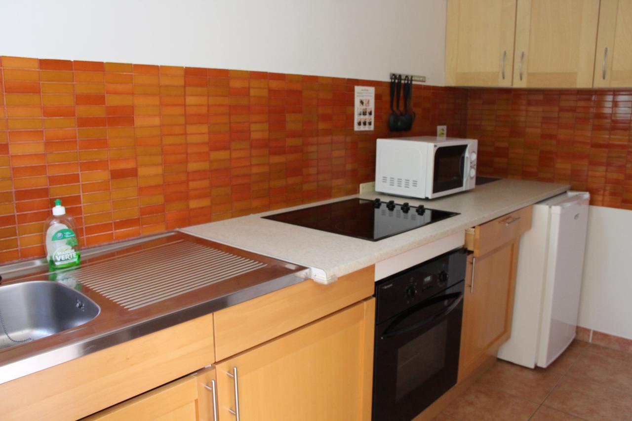Residence Les Caraibes Serignan Bagian luar foto