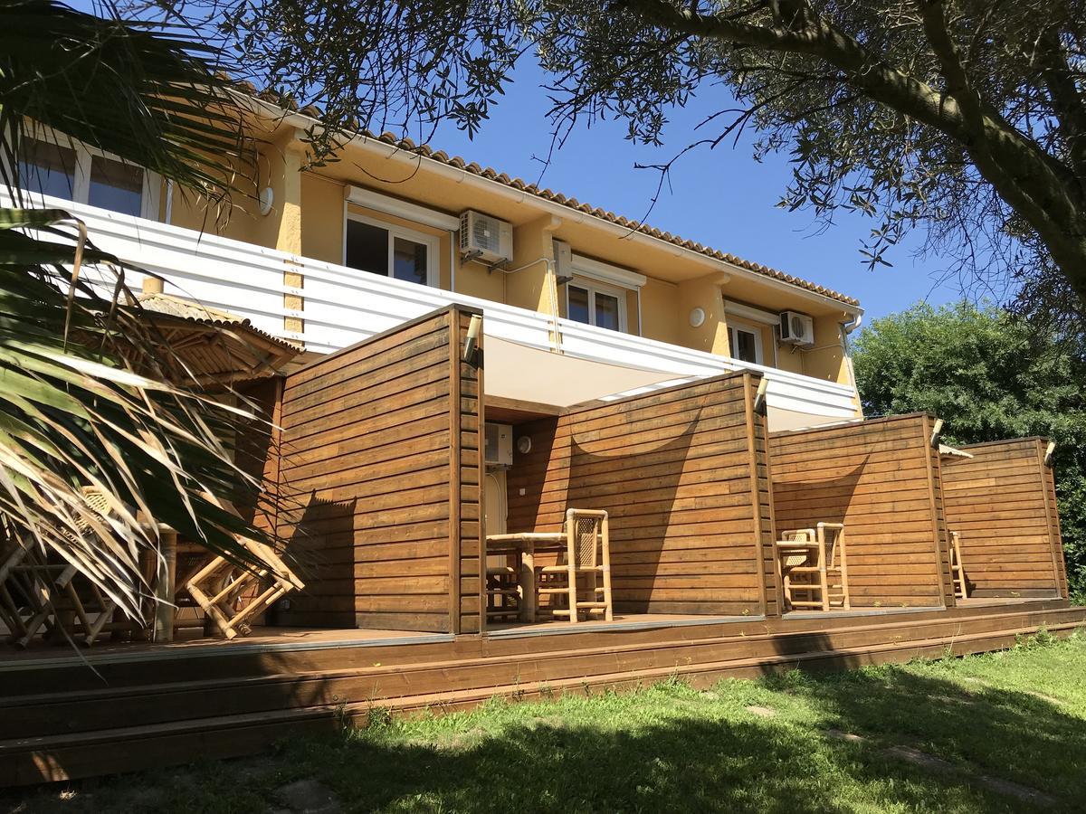 Residence Les Caraibes Serignan Bagian luar foto