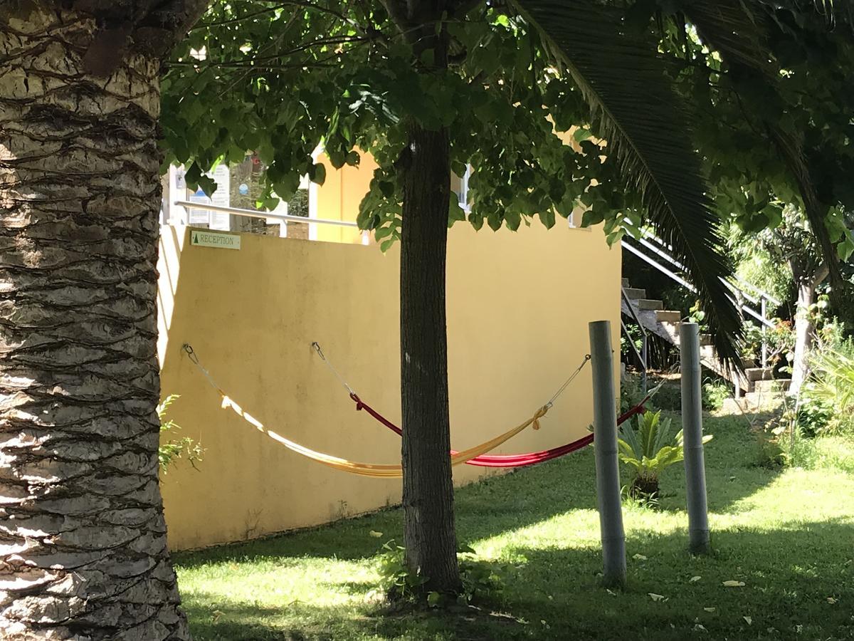 Residence Les Caraibes Serignan Bagian luar foto